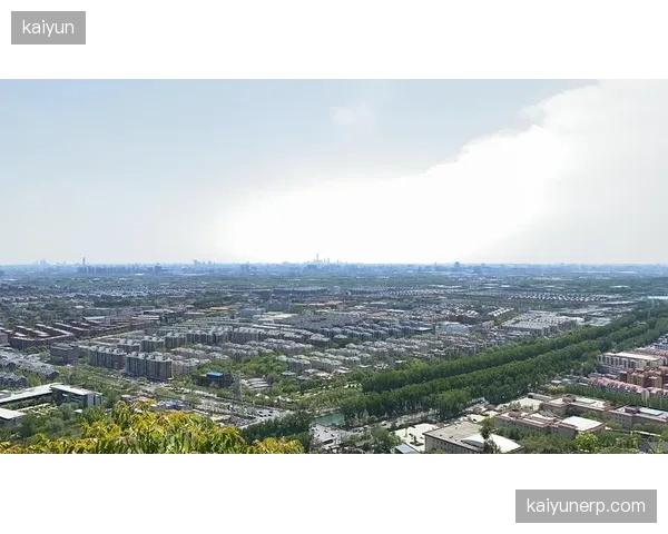 当每个城市都在用专项债建设面目相似的体育公园时，我们究竟在满足市民需求还是在完成投资任务？
